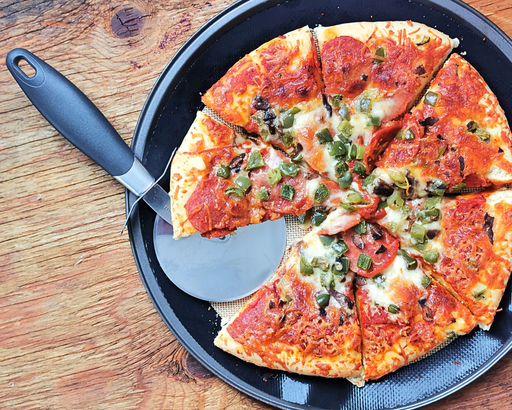 Roulette à pizza robuste - Roxanne Cuisine